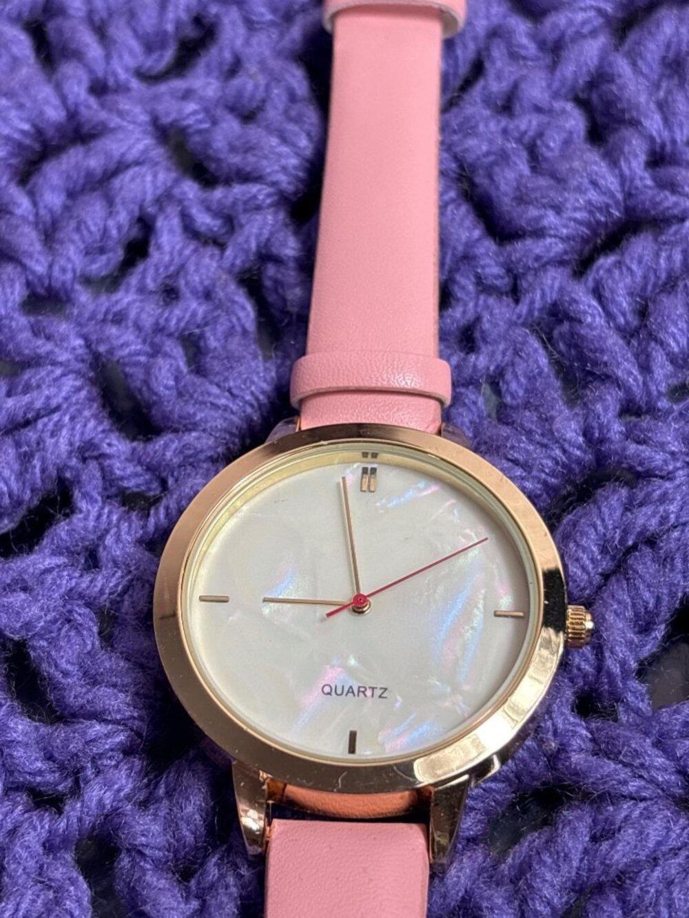 Avon Pink Hope Ribbon Quartz Watch Untested